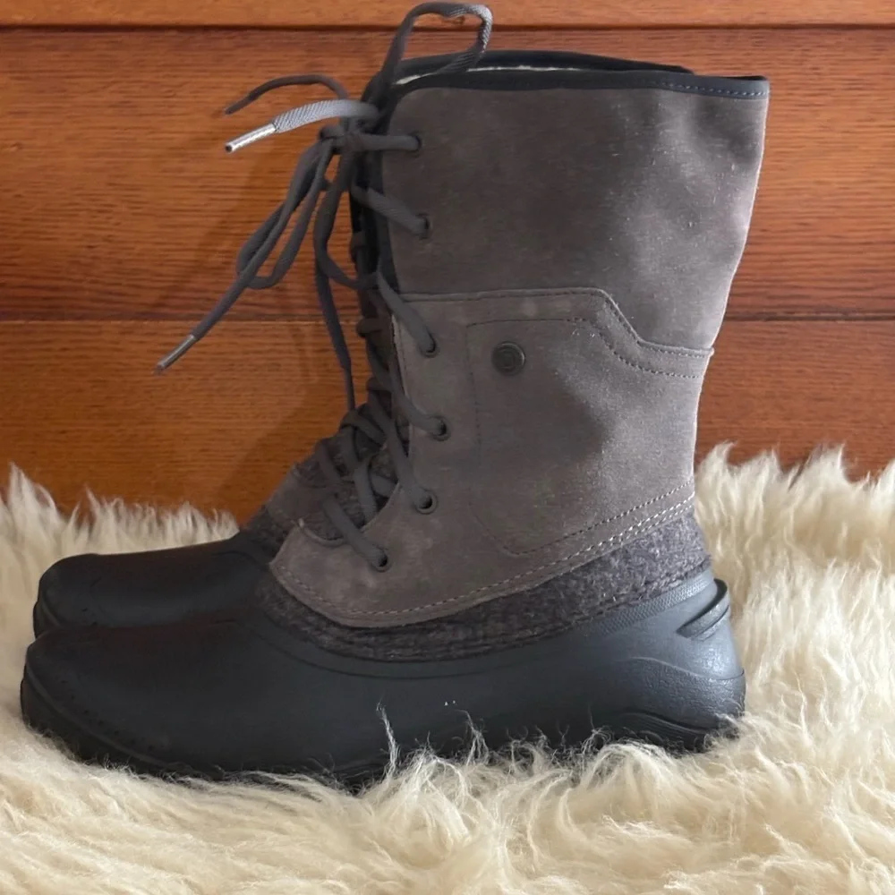 The North Face Gray Shellista IV Roll Down Fleece-Lined Waterproof Winter Boots